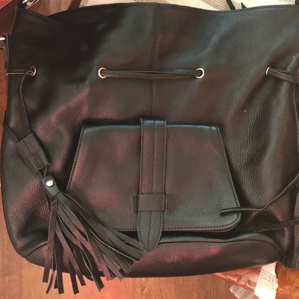 Black Genuine Leather Over The Shoulder Purse Gem